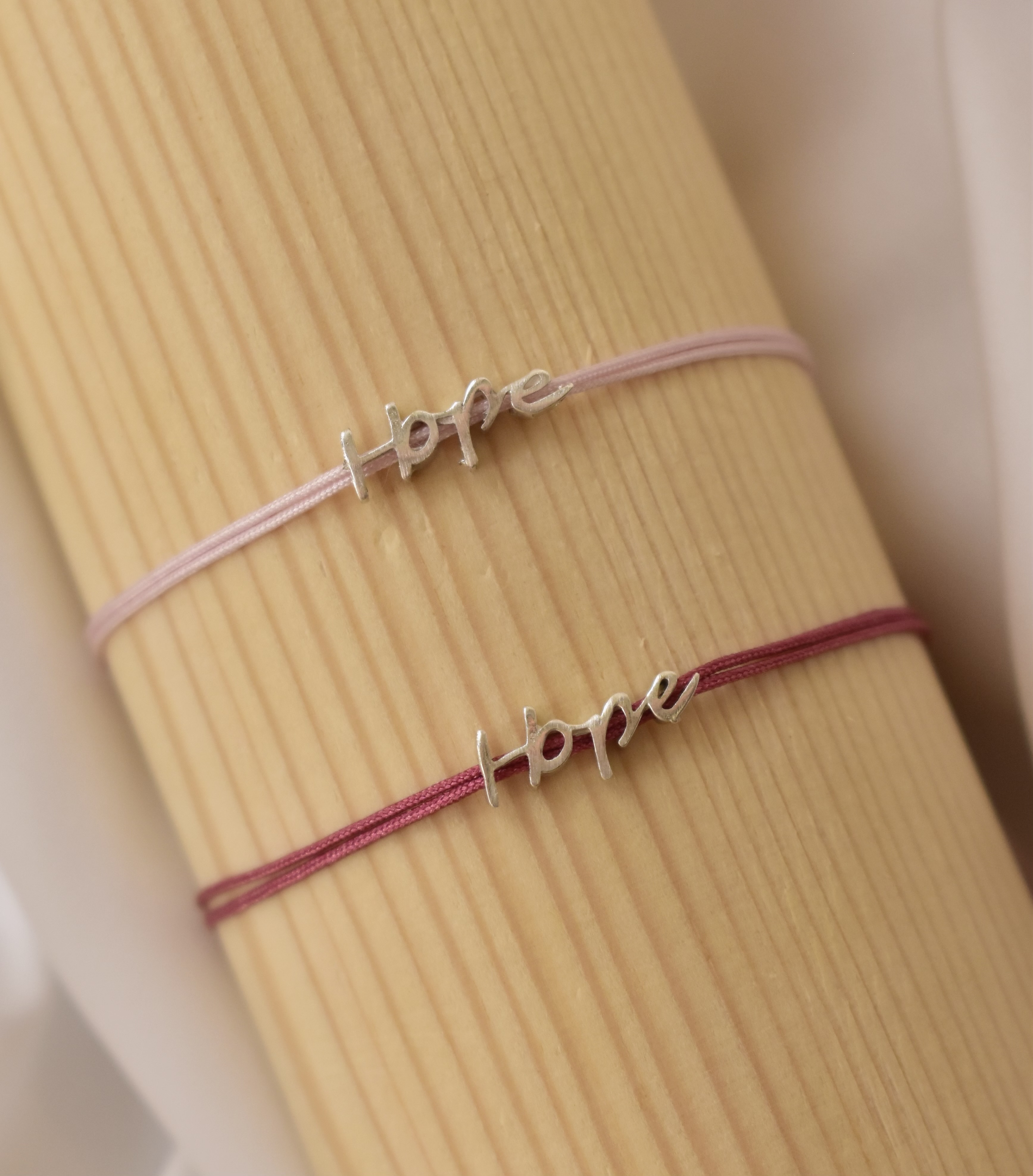 دستبند نقره hope
